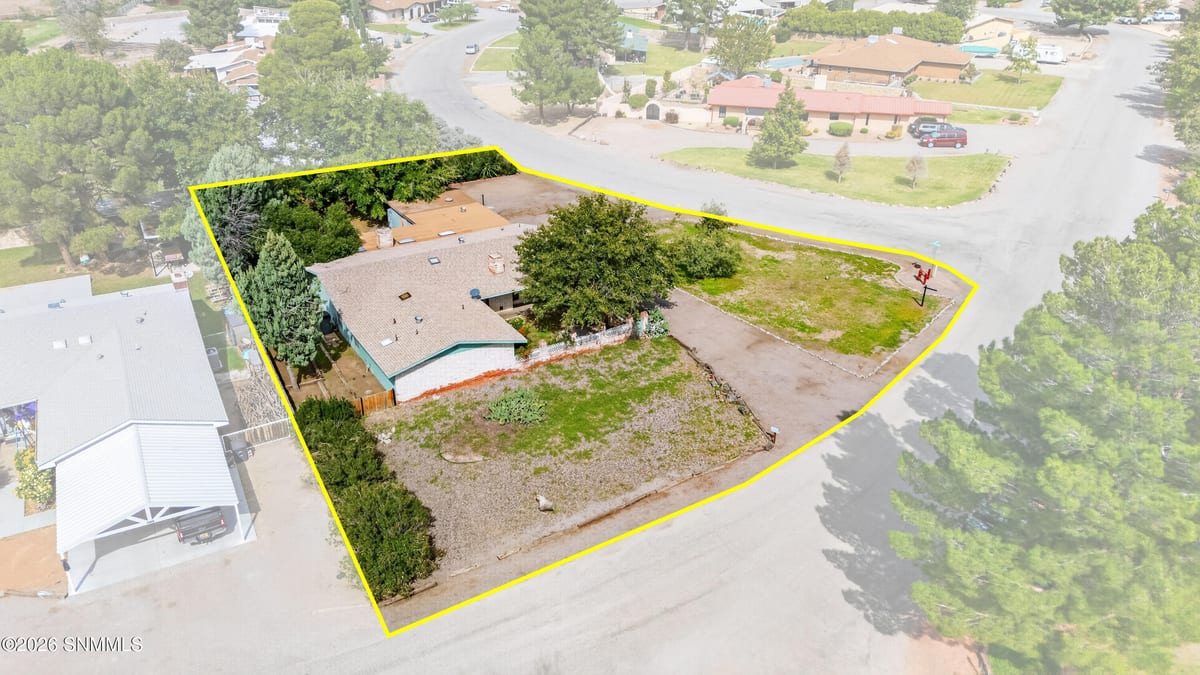 1800 Meadow Lane, Las Cruces, NM 88007 photo 4