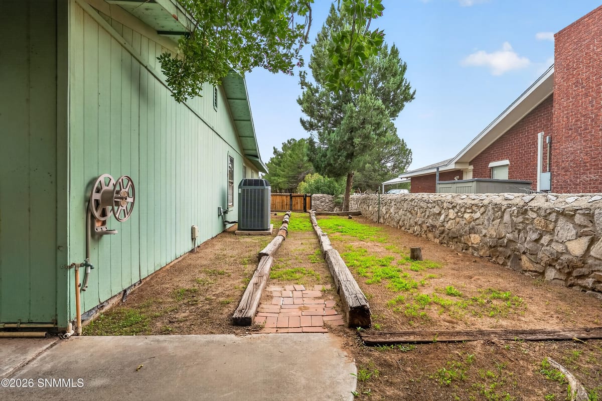 1800 Meadow Lane, Las Cruces, NM 88007 photo 6