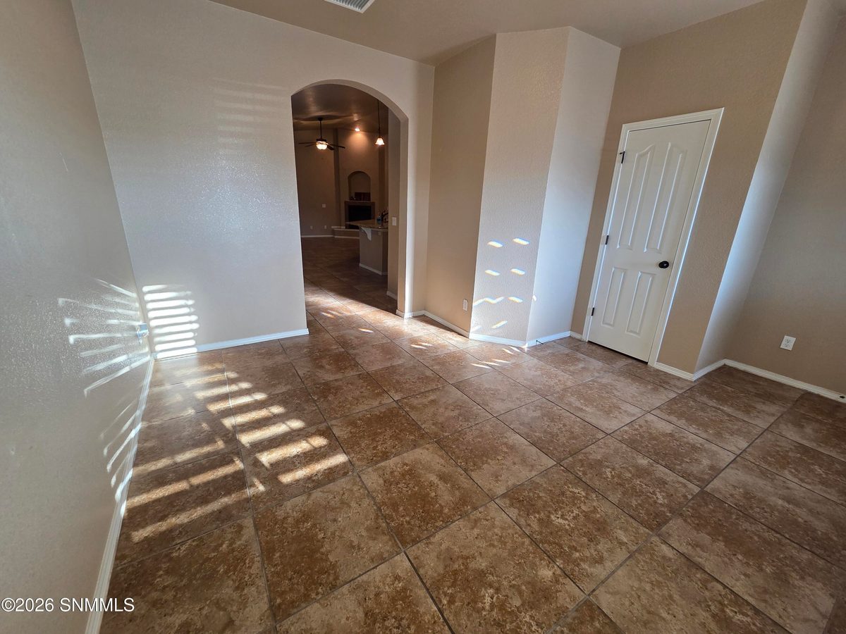 5814 Elizabeth Street, Sunland Park, NM 88008 photo 5