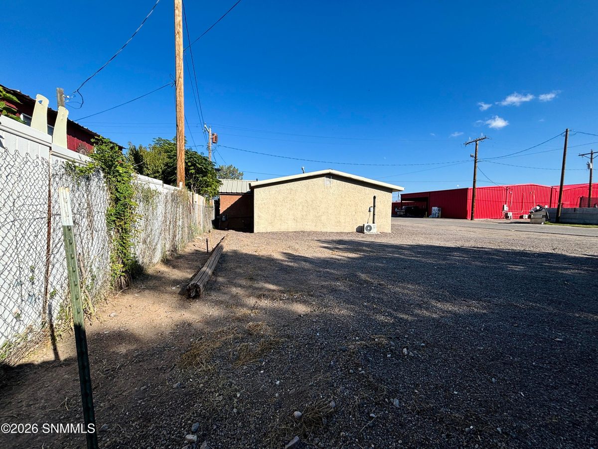 130 W Hill Street, Hatch, NM 87937 photo 4