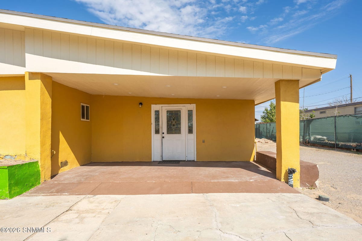 2005 Livesay Street, Anthony, NM 88021 photo 3