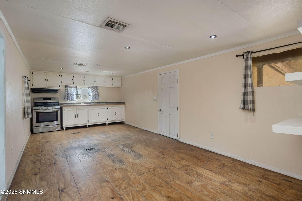 2005 Livesay Street, Anthony, NM 88021 photo 10