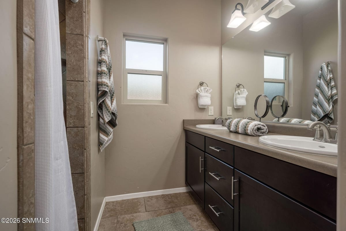 3651 Santa Cecilia Avenue, Las Cruces, NM 88012 photo 5