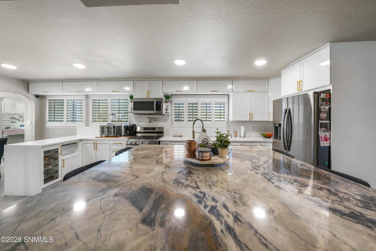 405 Feather Moon Drive, Santa Teresa, NM 88008 photo 13