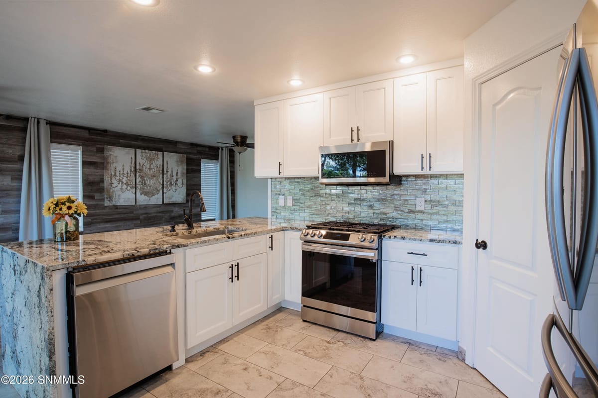 4843 Calle Bella Avenue, Las Cruces, NM 88012 photo 9