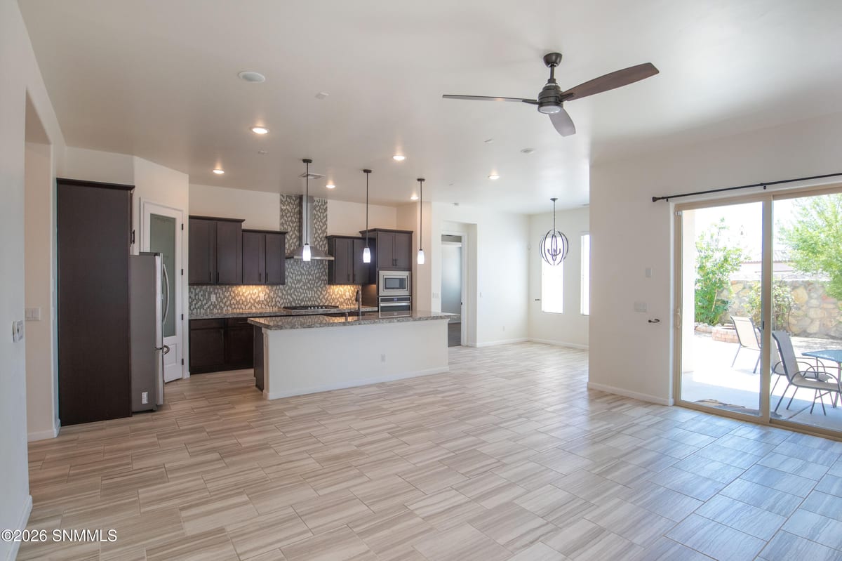 3718 Golden Echo Loop, Las Cruces, NM 88012 photo 6
