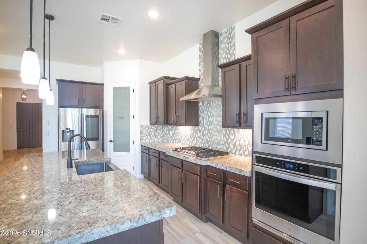 3718 Golden Echo Loop, Las Cruces, NM 88012 photo 8