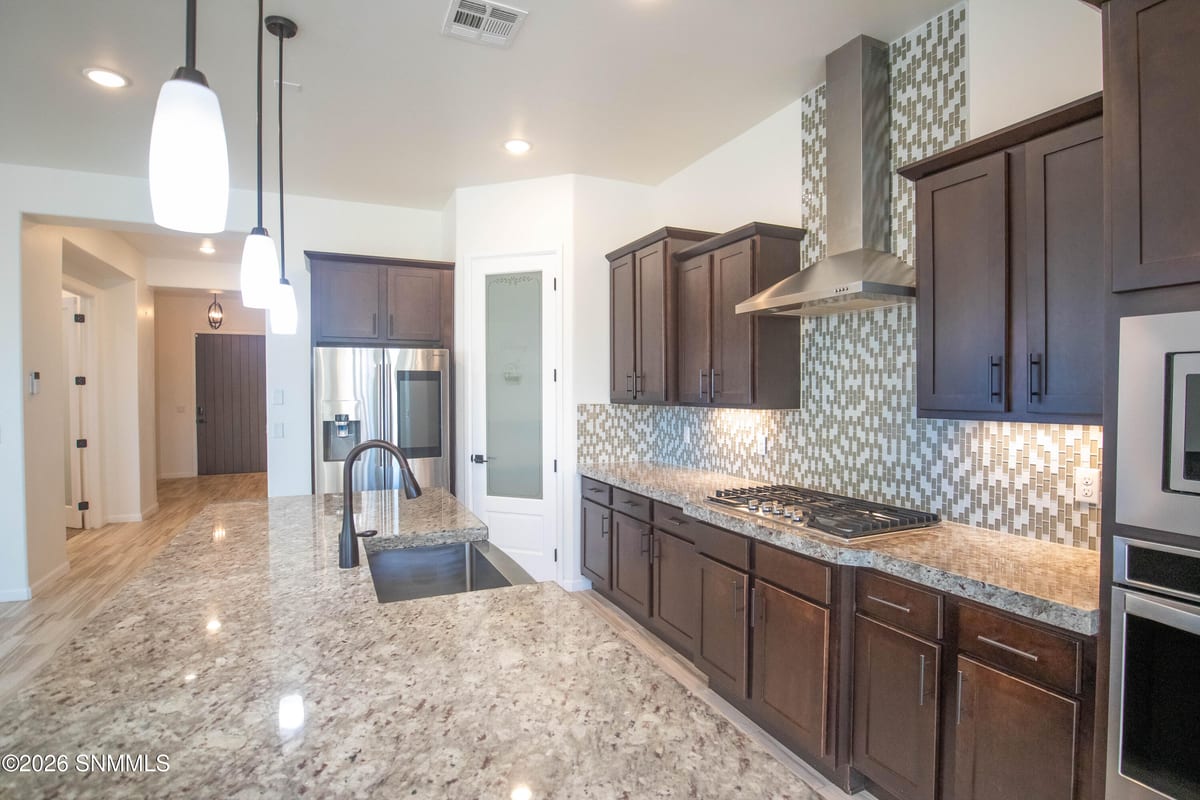 3718 Golden Echo Loop, Las Cruces, NM 88012 photo 9