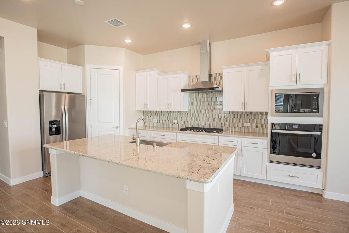 3883 Heartland Loop, Las Cruces, NM 88012 photo 9