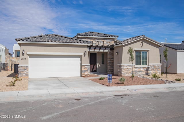 3883 Heartland Loop, Las Cruces, NM – 4 bedroom single family residence for sale at $2,500