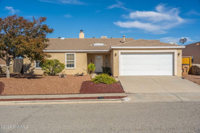 Casa unifamiliar en venta por $285,000: 4681 Nogal Canyon Road, Las Cruces, NM – 3 recámaras, 1,699 pies²