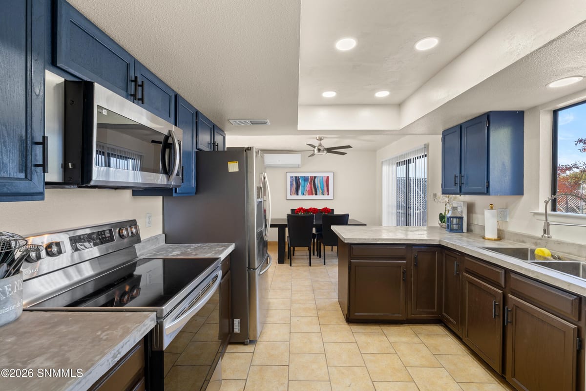 1649 Capitan Avenue, Las Cruces, NM 88001 photo 9