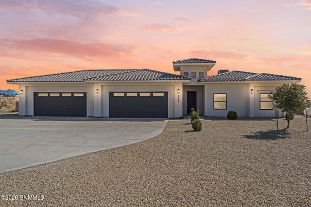 1938 Eclipse Road, Las Cruces, NM 88012 photo 2