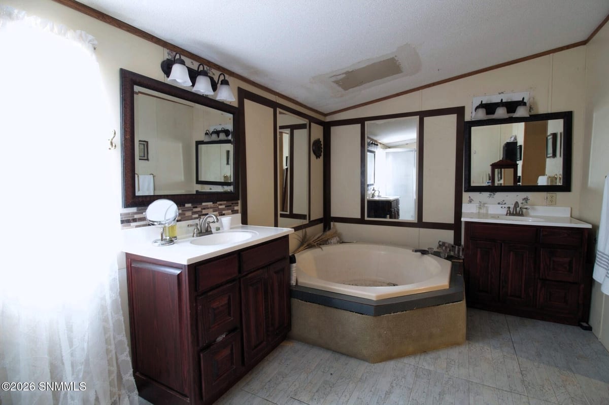 4870 Warm Springs Road, Deming, NM 88030 photo 8