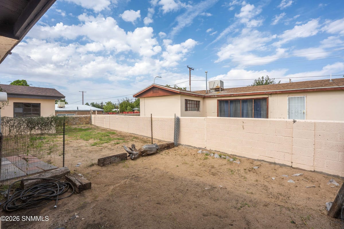 1517 E Boutz Road, Las Cruces, NM 88001 photo 15