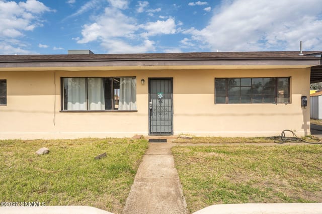 1517 E Boutz Road, Las Cruces, NM 88001 photo 4