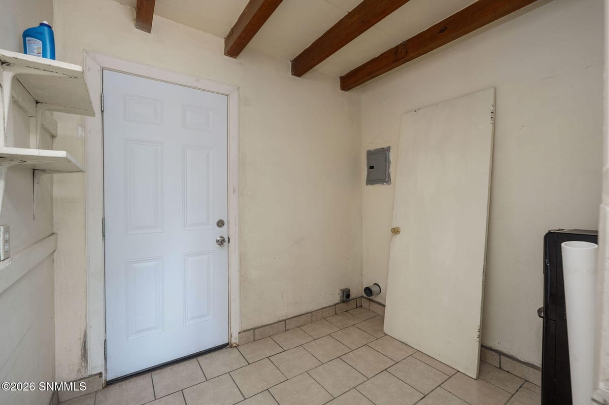 1517 E Boutz Road, Las Cruces, NM 88001 photo 7
