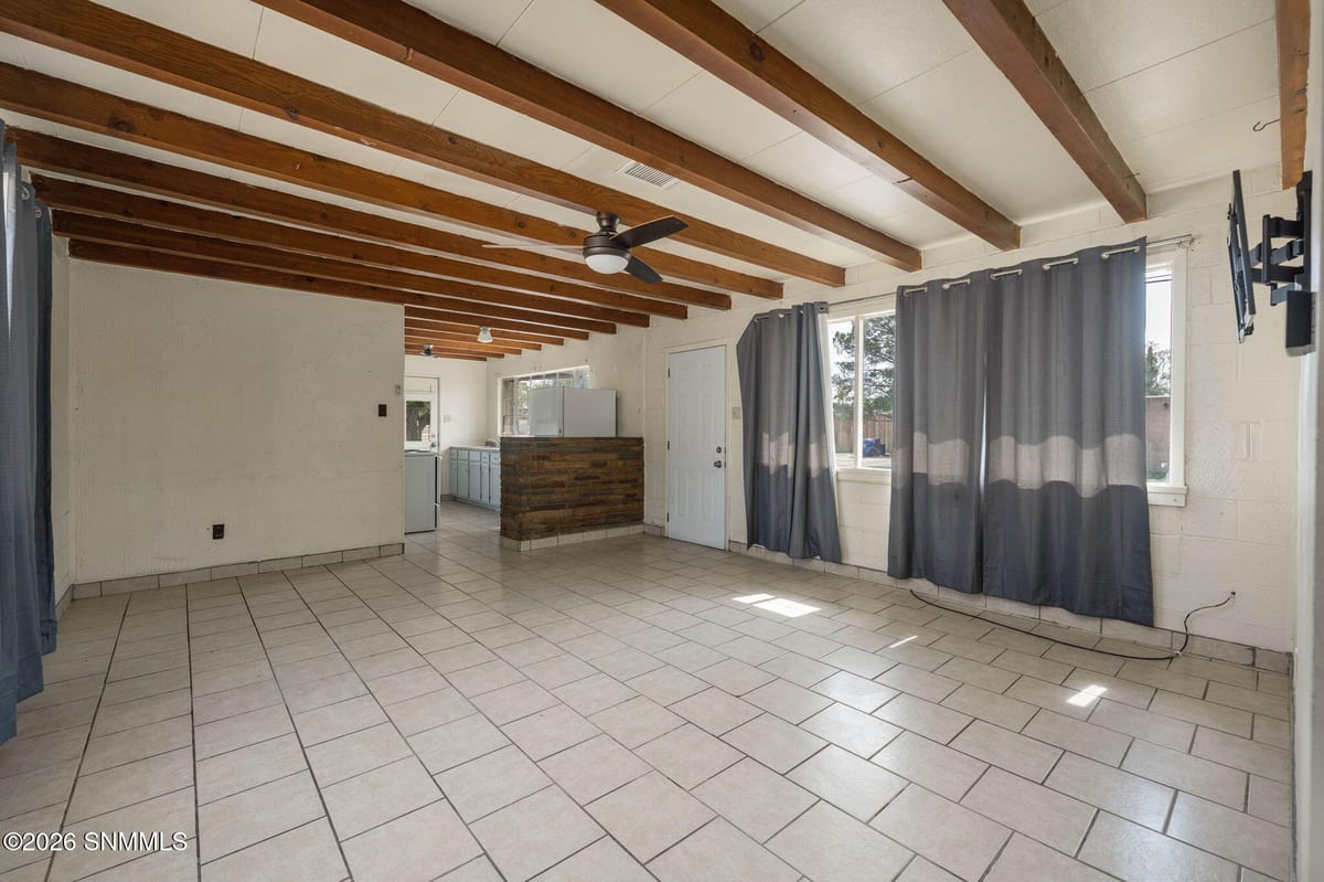 1517 E Boutz Road, Las Cruces, NM 88001 photo 9