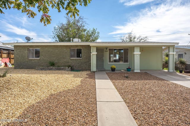 1350 Myrtle Avenue, Las Cruces, NM 88001 photo 2