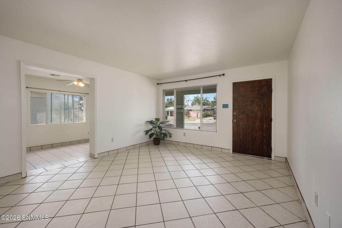 1350 Myrtle Avenue, Las Cruces, NM 88001 photo 5