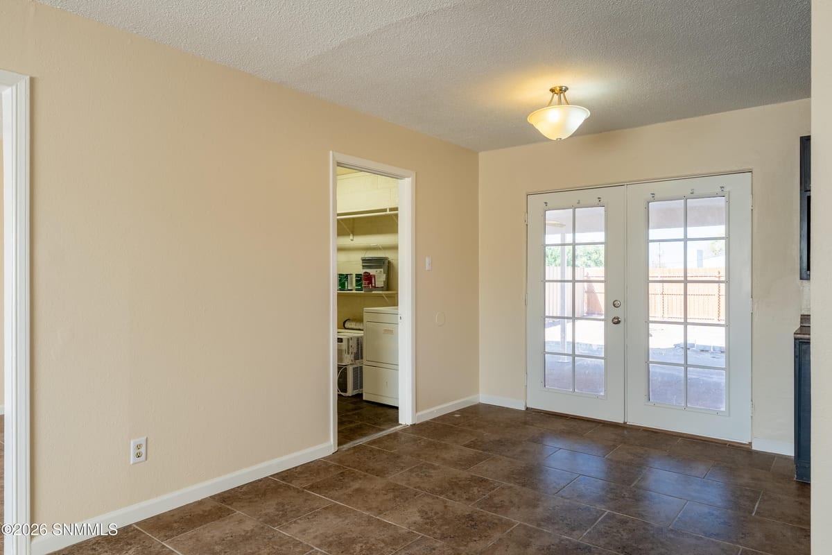 2015 Anderson Drive, Las Cruces, NM 88001 photo 11