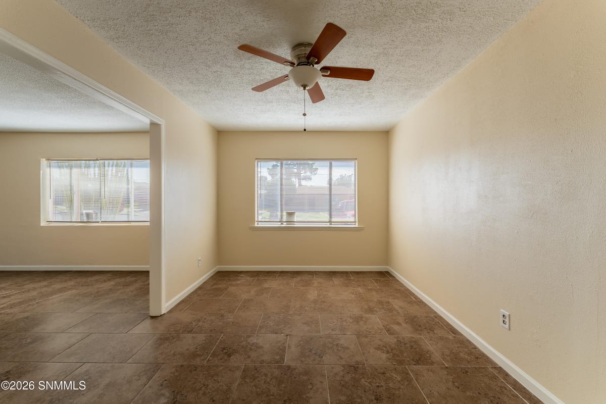 2015 Anderson Drive, Las Cruces, NM 88001 photo 9