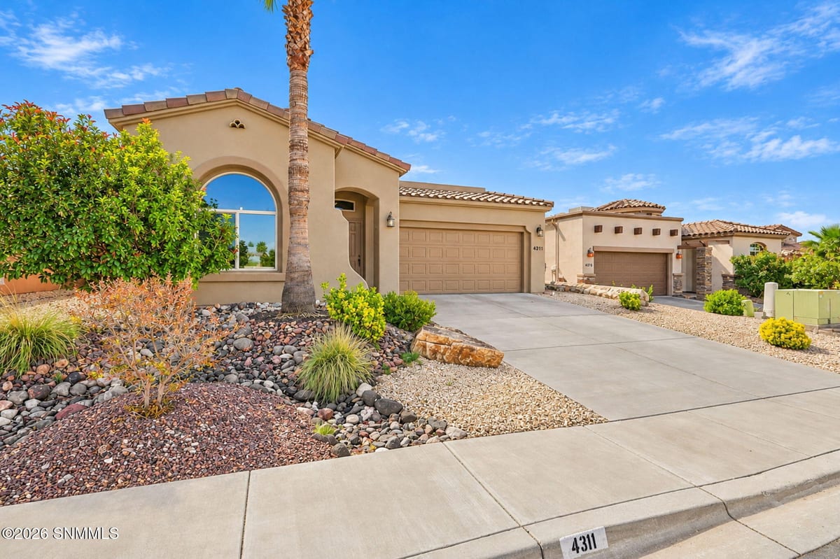 4311 Calle Amarilla Arc, Las Cruces, NM 88011 photo 2