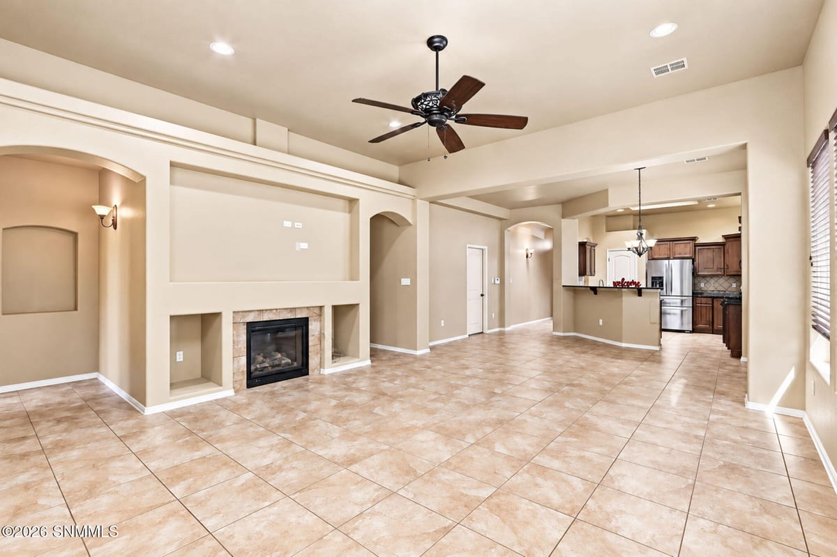 4311 Calle Amarilla Arc, Las Cruces, NM 88011 photo 3