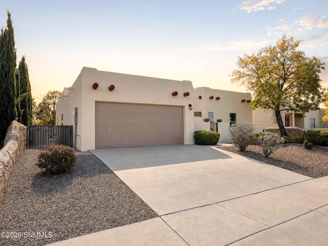 571 Canyon Point Road, Las Cruces, NM 88011 photo 3