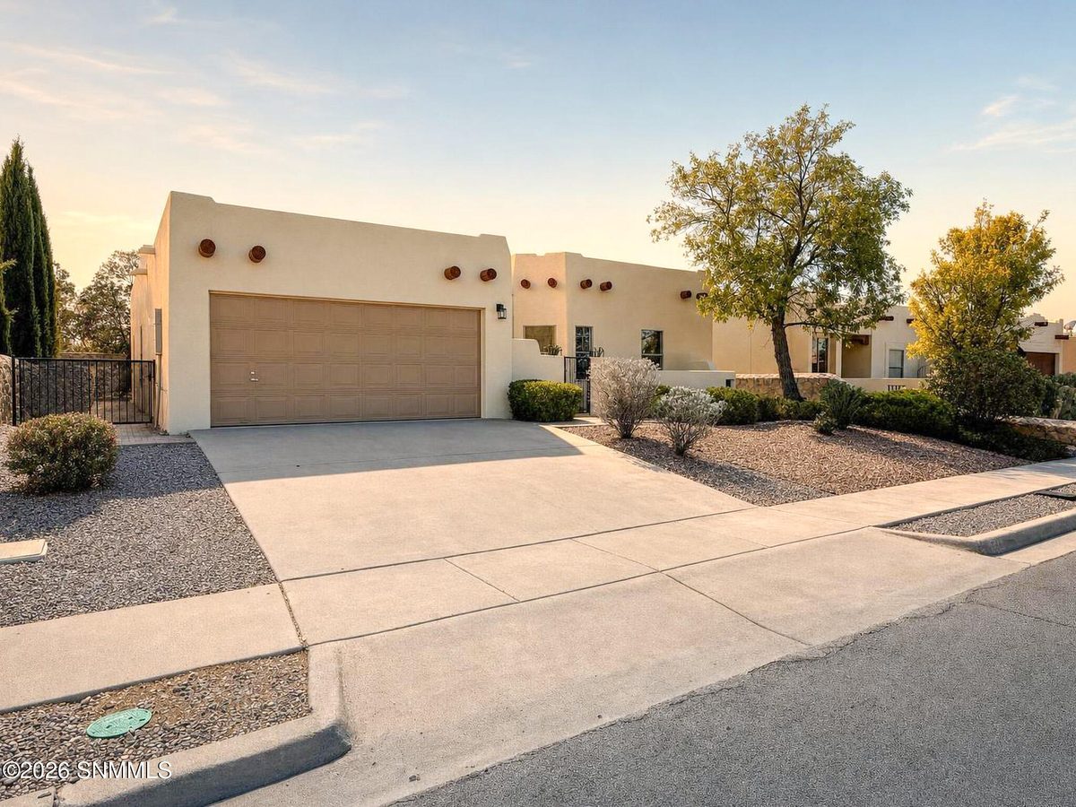 571 Canyon Point Road, Las Cruces, NM 88011 photo 4