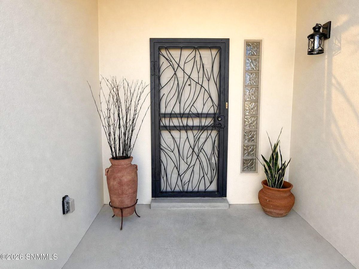 571 Canyon Point Road, Las Cruces, NM 88011 photo 10
