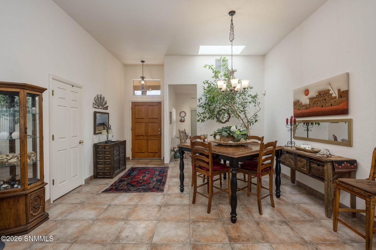 1042 Mormon Drive, Las Cruces, NM 88011 photo 6