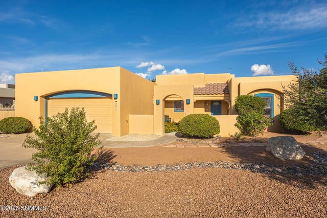3877 Turtle Creek Avenue, Las Cruces, NM 88005 photo 2