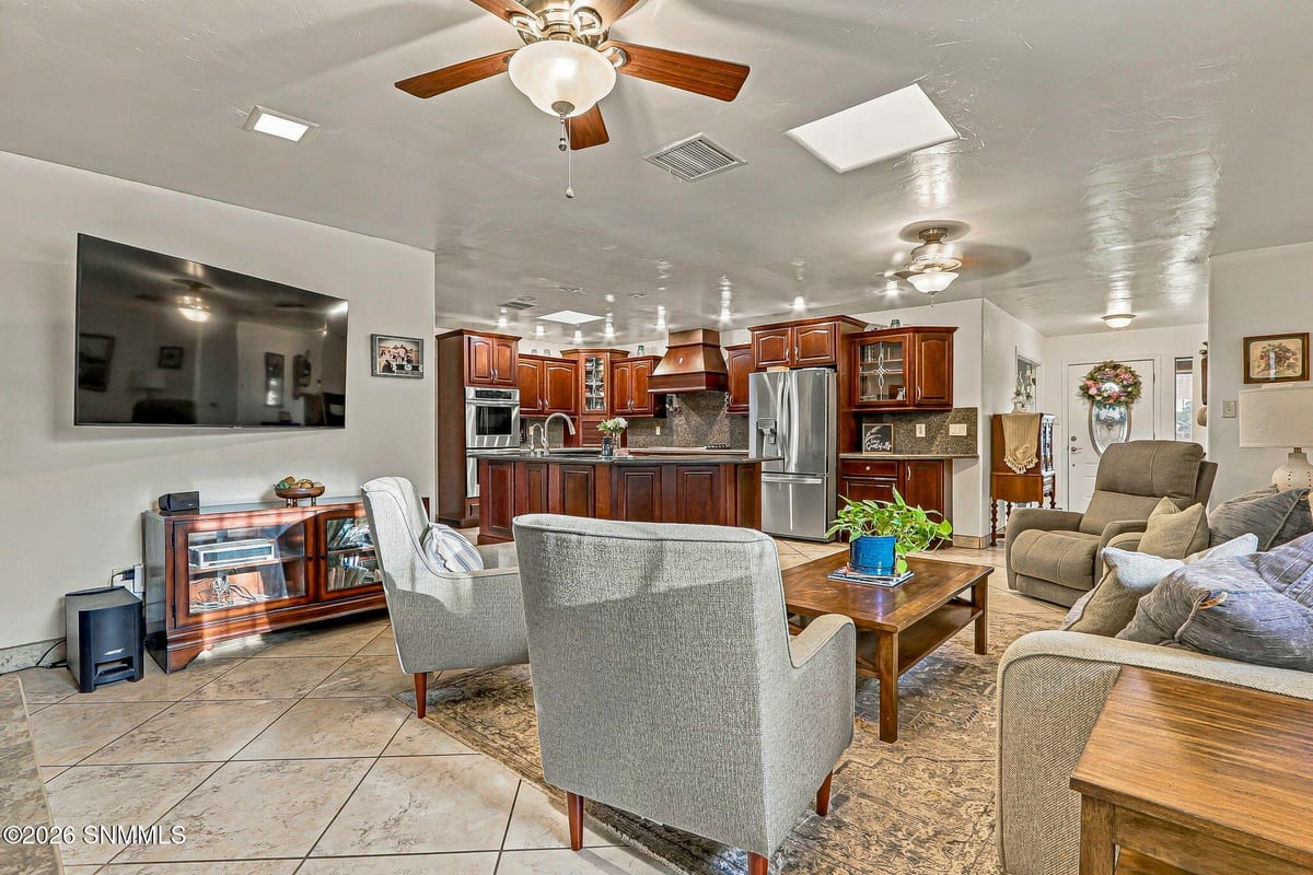 220 W Taylor Road, Las Cruces, NM 88007 photo 11