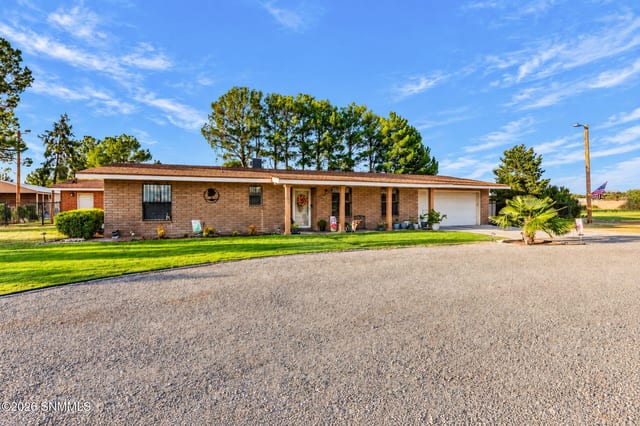 220 W Taylor Road, Las Cruces, NM 88007 photo 3