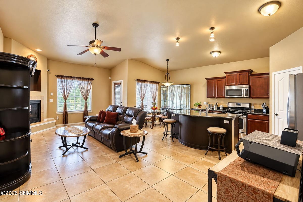 5874 Megan Street, Santa Teresa, NM 88008 photo 8